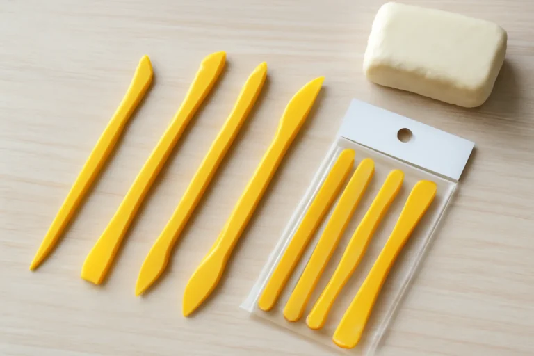 100均の粘土ヘラを比較！用途に合わせたセット選びと売り場ガイド